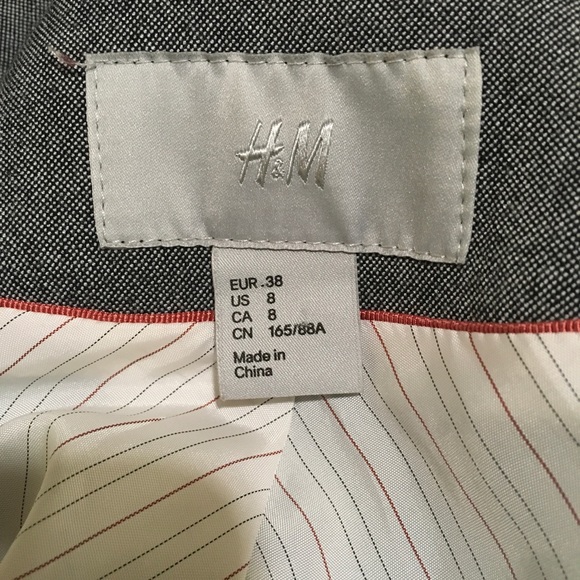 Stylish H&M blazer - Picture 3 of 4